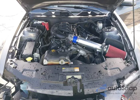 2012 Ford Mustang V6 Premium z USA, uszkodzony, nr VIN 1ZVBP8AM6C5259245